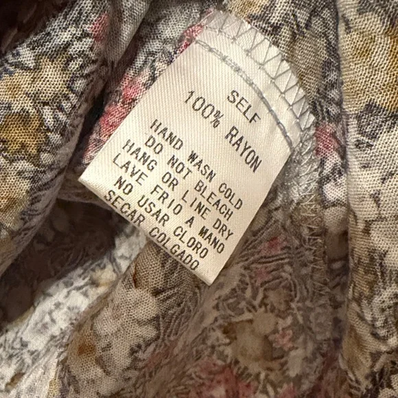 Easel Multicolor Floral Patchwork Blouse - Picture 3 of 6